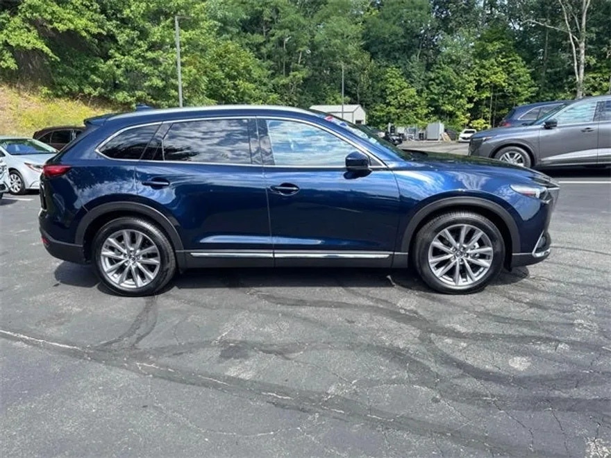 2023 Mazda CX-9 Grand Touring photo 1
