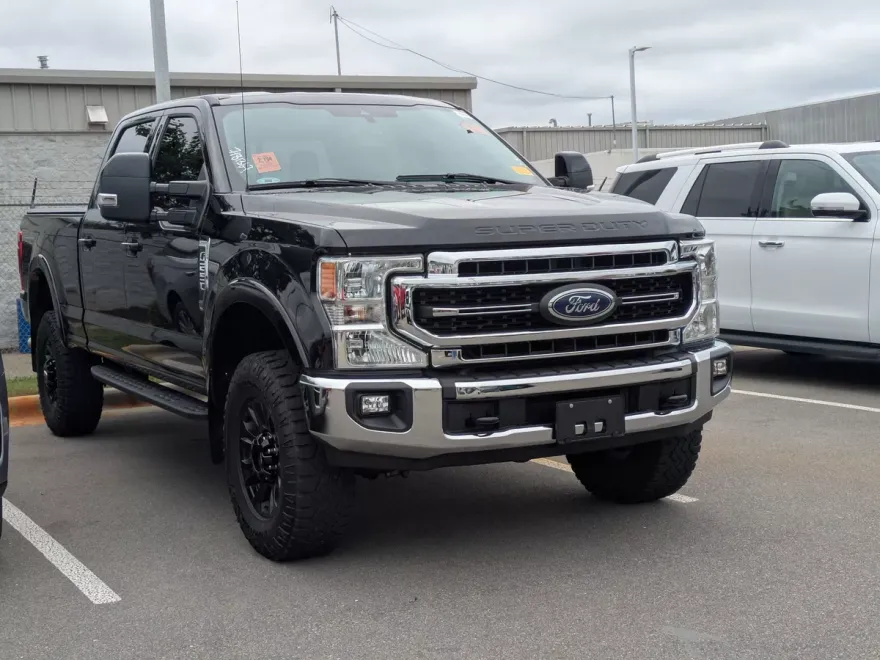 2020 Ford F-250 Lariat photo 1