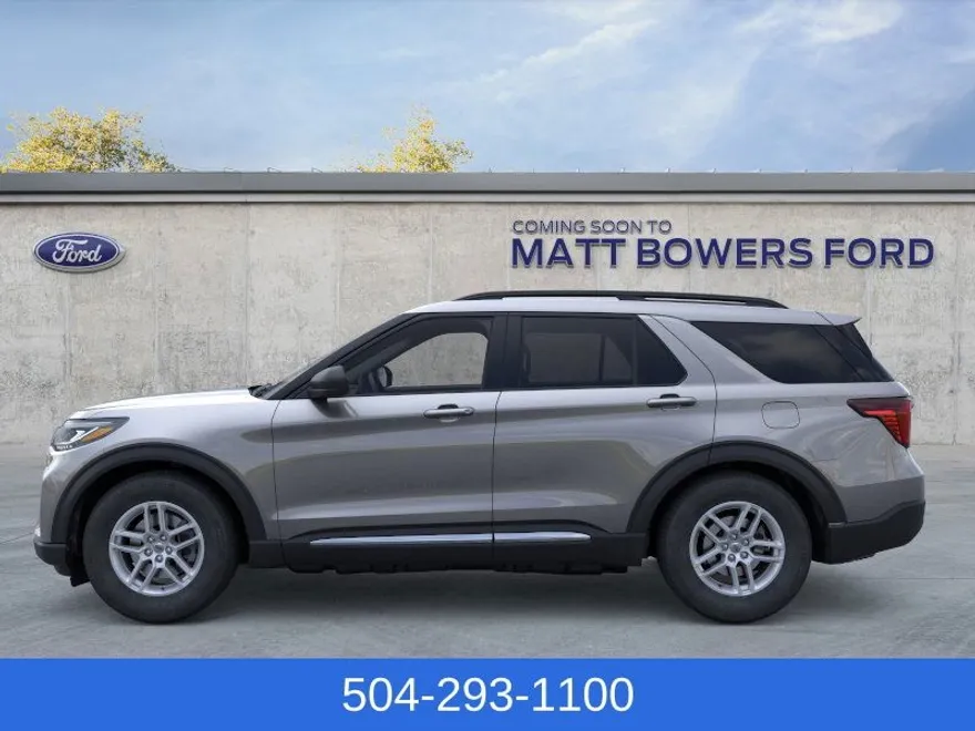 2025 Ford Explorer photo 1