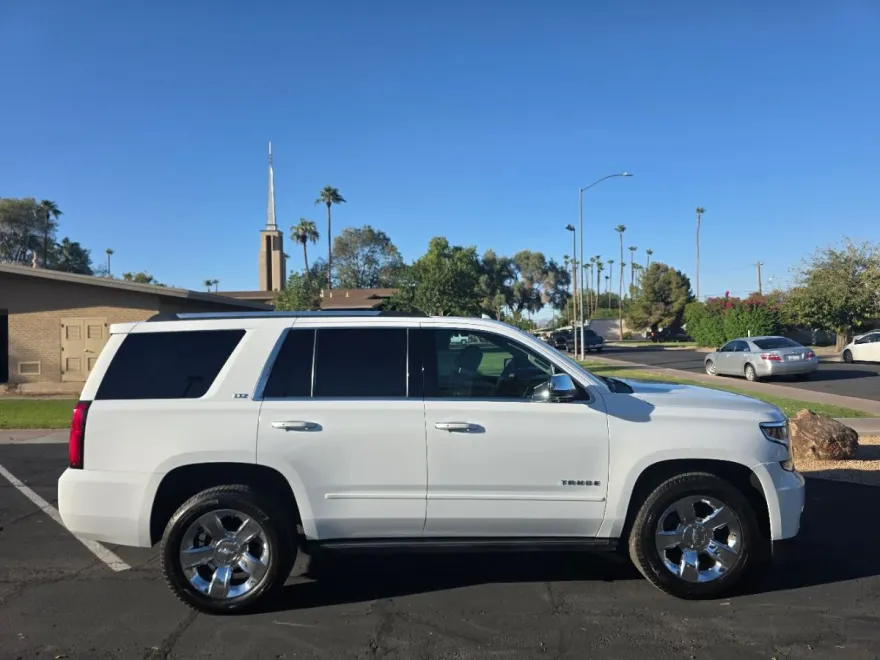 2016 Chevrolet Tahoe LTZ photo 1