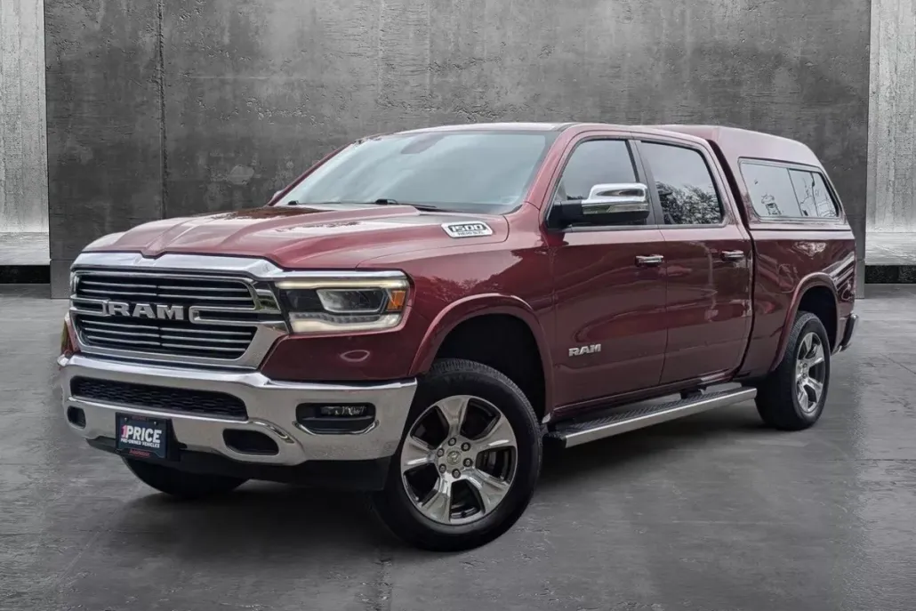 2019 Ram 1500 Laramie photo 1