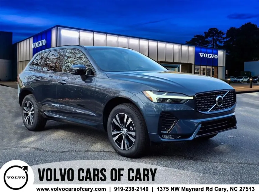 2025 Volvo XC60 B5 Core photo 1