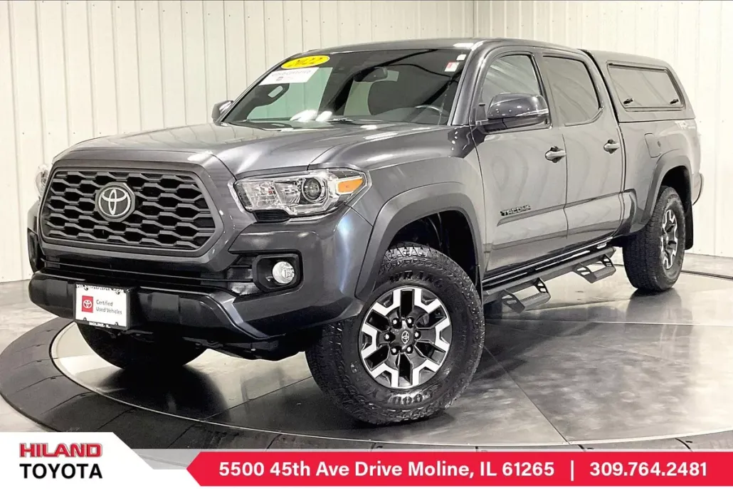 2022 Toyota Tacoma TRD V6 photo 1