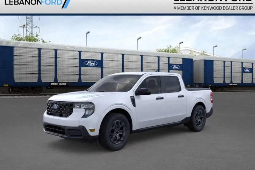 2025 Ford Maverick XLT photo 1