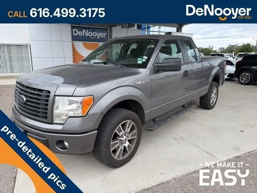 2014 Ford F-150 XL photo 1