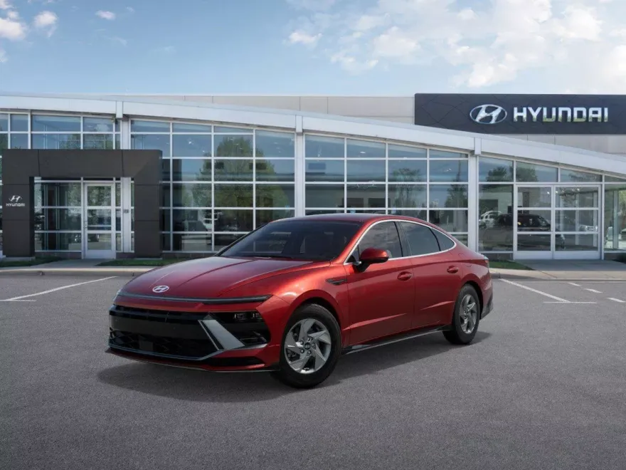 2025 Hyundai Sonata SE photo 1