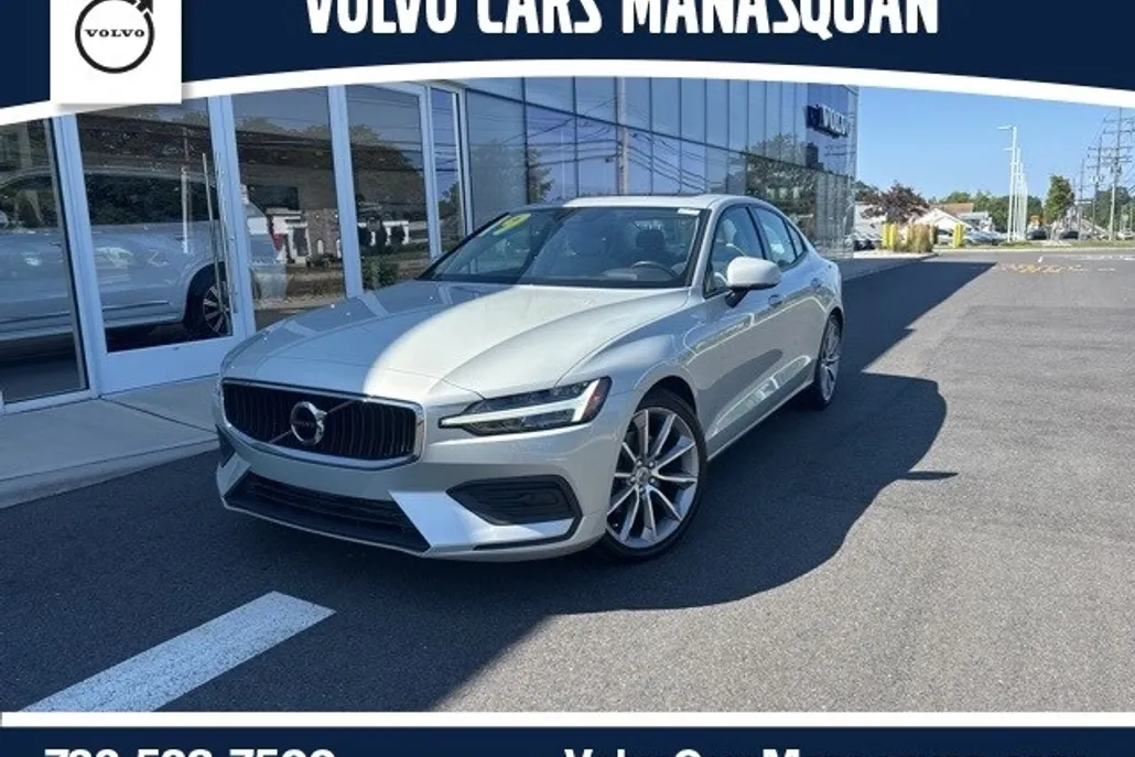 2019 Volvo S60 T5 Momentum photo 1