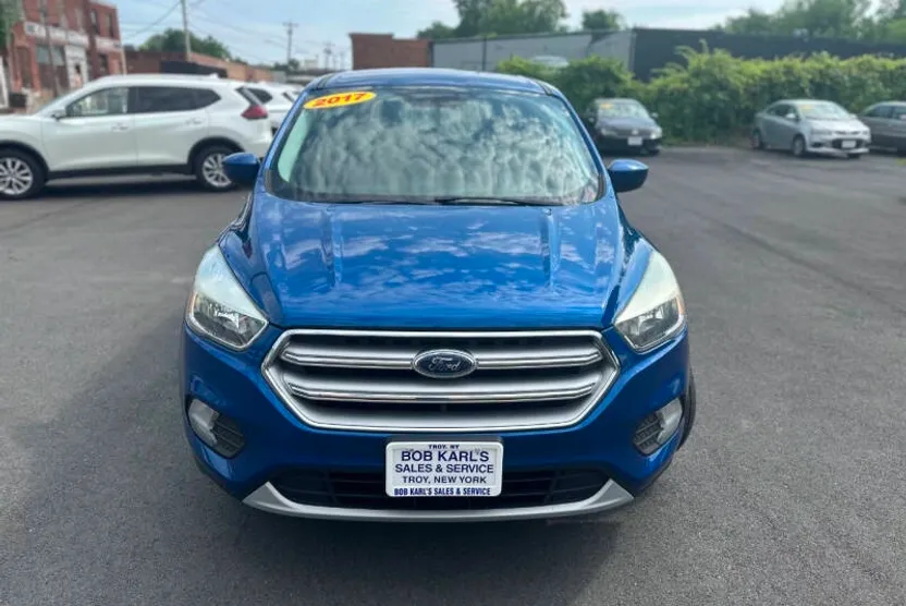 2017 Ford Escape SE photo 1