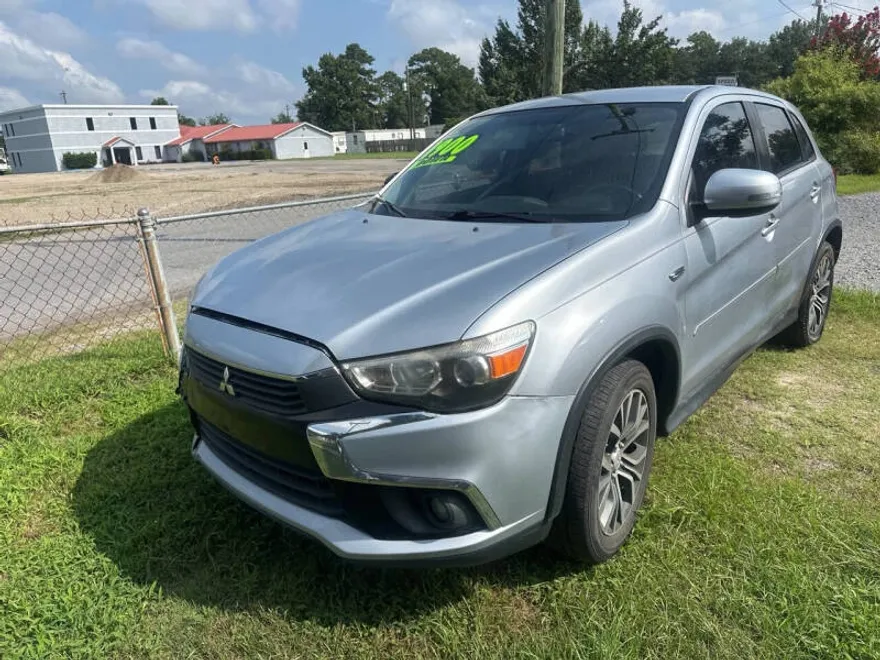 2016 Mitsubishi Outlander Sport ES photo 1