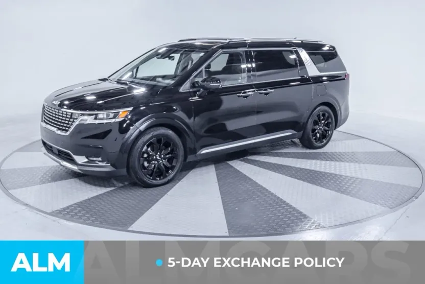 2024 Kia Carnival SX Prestige photo 1