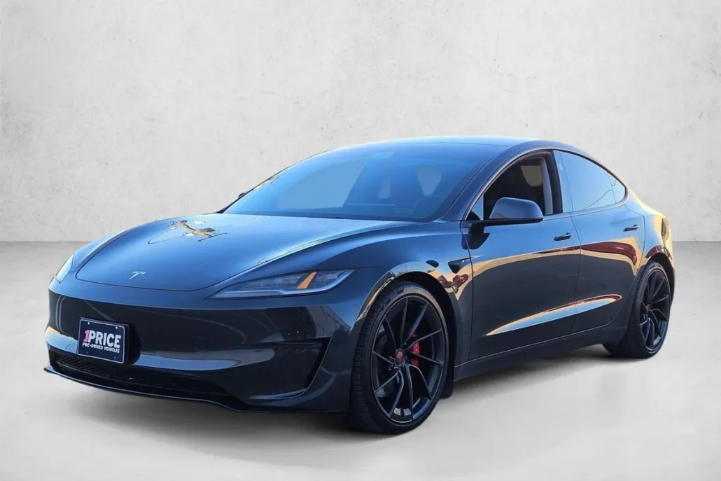 2025 Tesla Model 3 Performance photo 1