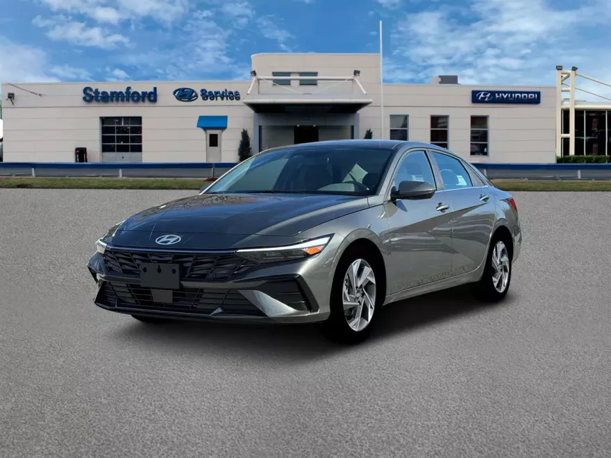 2025 Hyundai Elantra SEL Convenience photo 1
