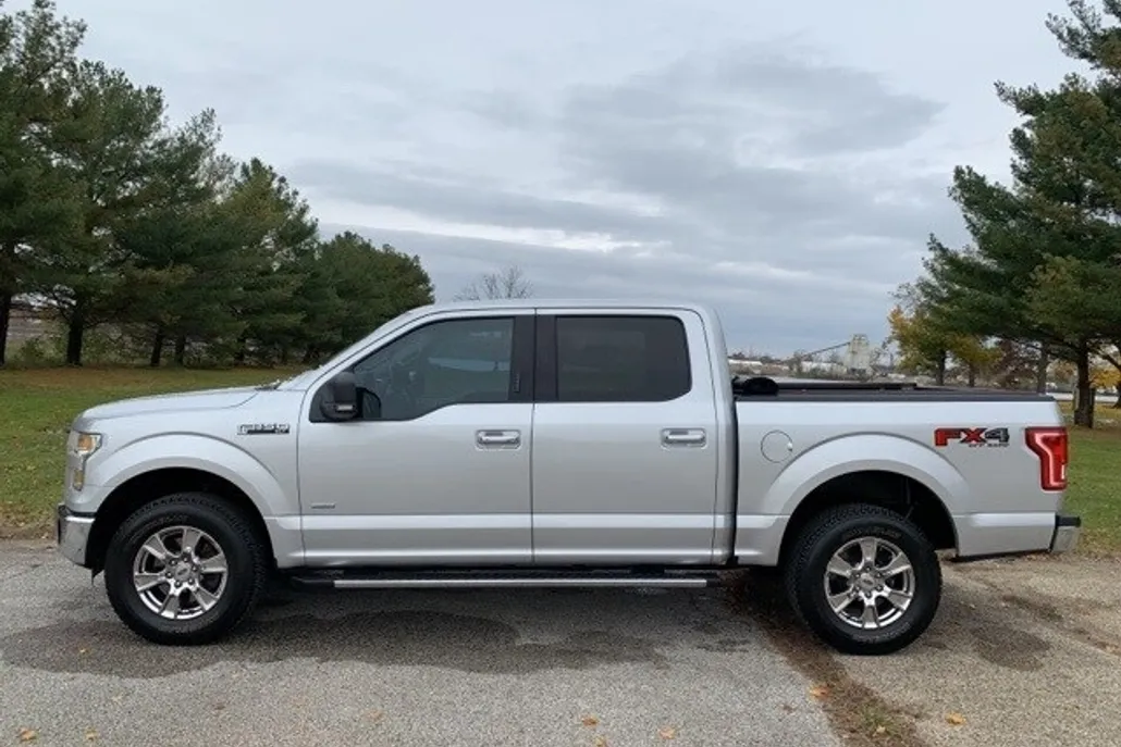 2016 Ford F-150 XLT photo 1