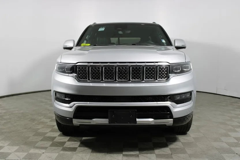 2022 Jeep Grand Wagoneer I photo 1
