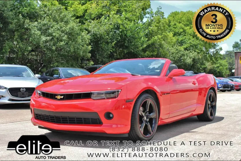 2015 Chevrolet Camaro 2LT photo 1