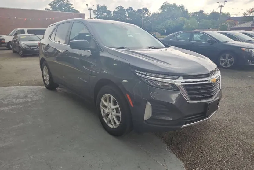 2022 Chevrolet Equinox photo 1