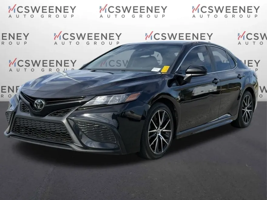 2021 Toyota Camry SE photo 1