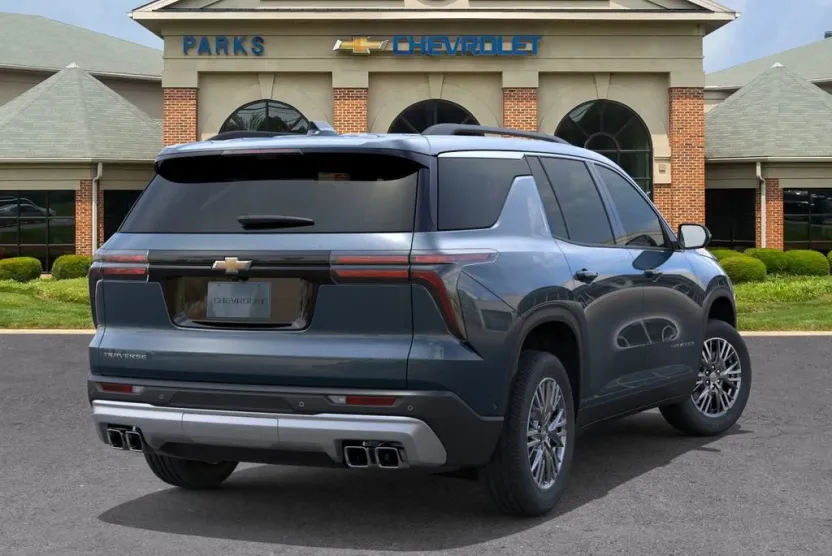 2026 Chevrolet Traverse photo 1