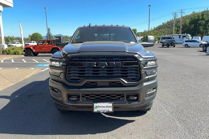 2025 Ram 3500 Tradesman photo 1