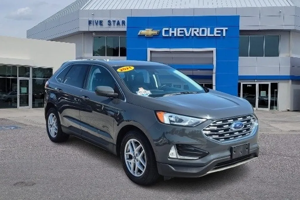 2021 Ford Edge SEL photo 1