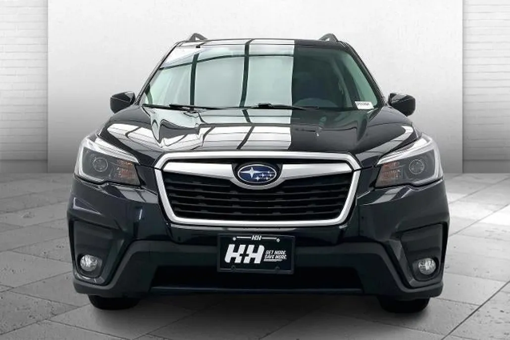2021 Subaru Forester Premium photo 1