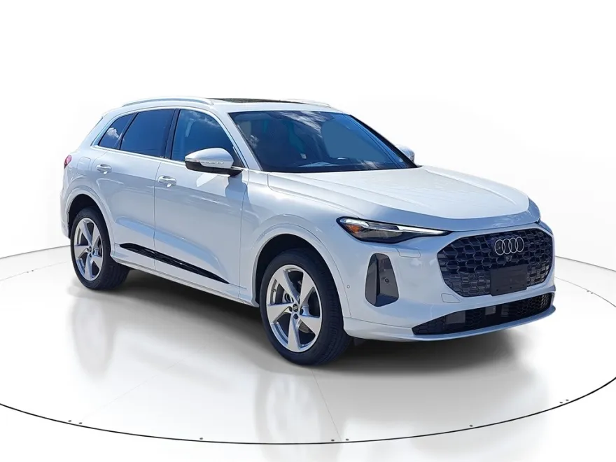 2025 Audi Q5 2.0T Premium Plus photo 1