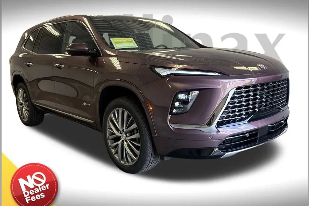 2025 Buick Enclave Avenir photo 1