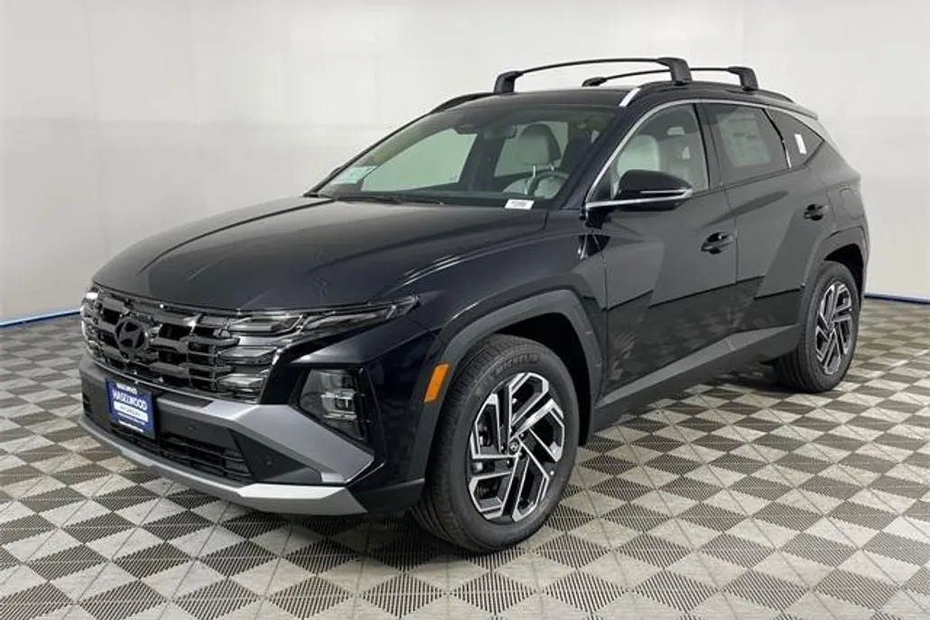 2025 Hyundai Tucson Hybrid Limited photo 1