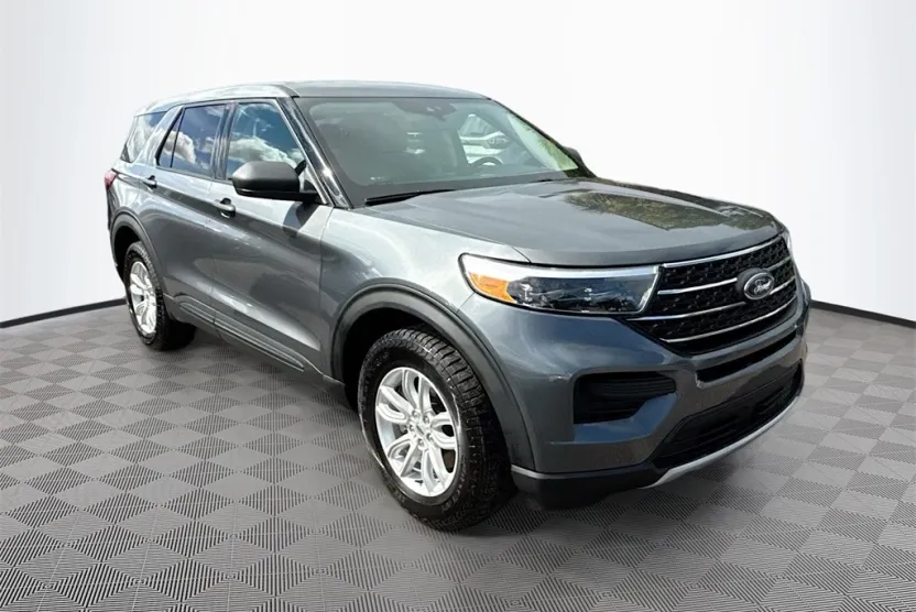 2021 Ford Explorer Base photo 1