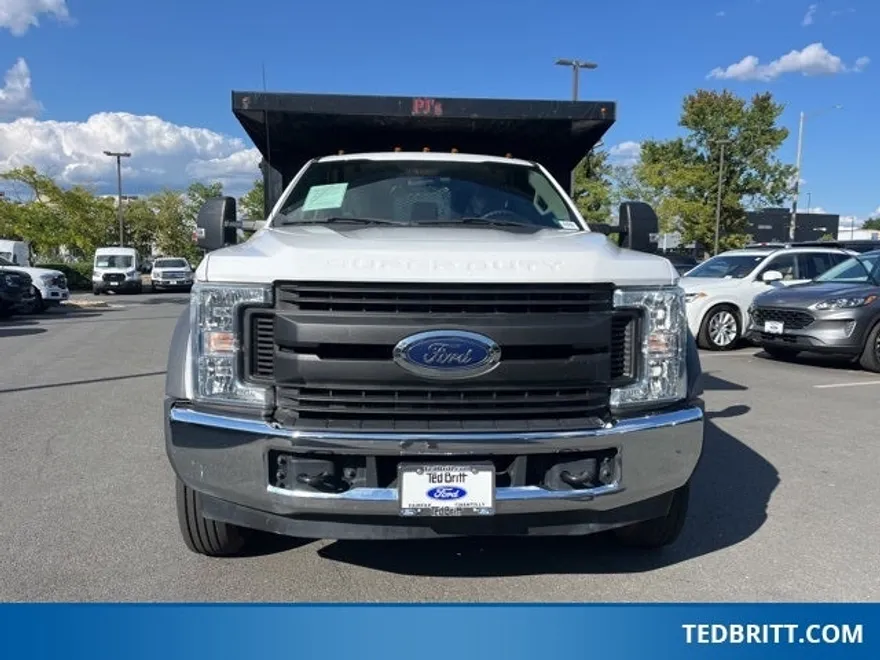 2019 Ford F-550 photo 1