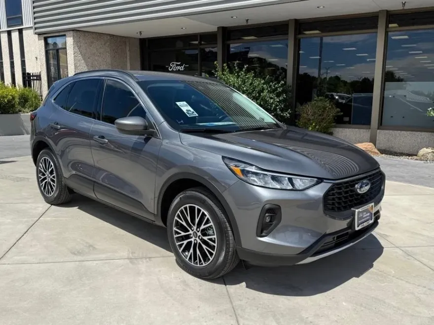 2025 Ford Escape Plug-In Hybrid Base photo 1