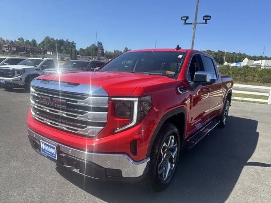 2025 Gmc Sierra 1500 SLE photo 1