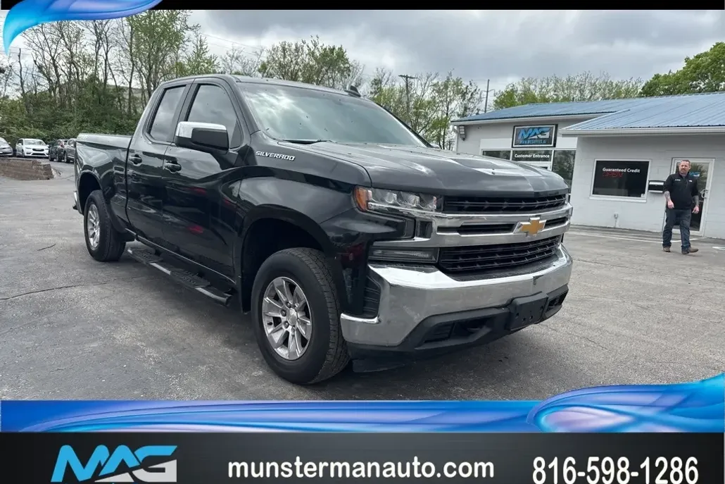 2019 Chevrolet Silverado 1500 LT photo 1