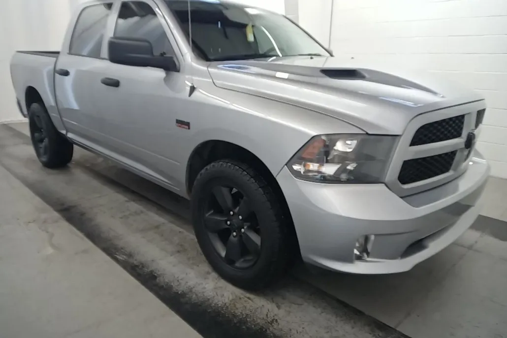 2019 Ram 1500 Classic Express photo 1
