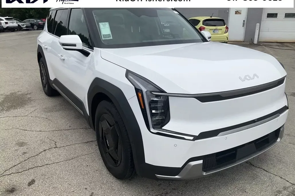 2026 Kia EV9 Wind photo 1