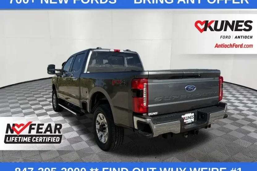 2026 Ford F-250 Lariat photo 1