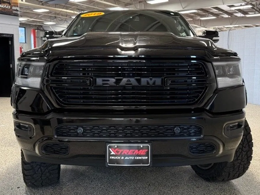 2019 Ram 1500 Sport photo 1
