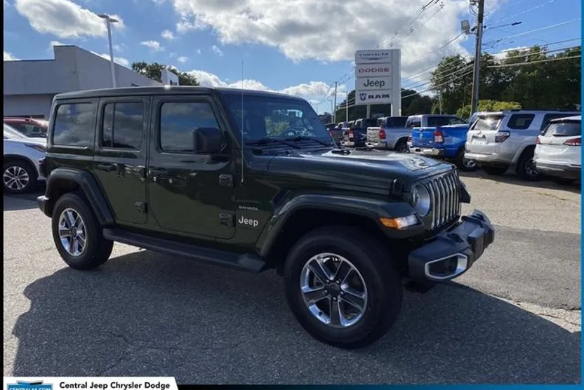 2023 Jeep Wrangler Sahara photo 1