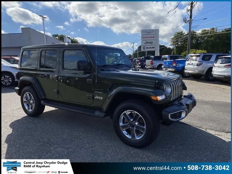 2023 Jeep Wrangler Sahara photo 1