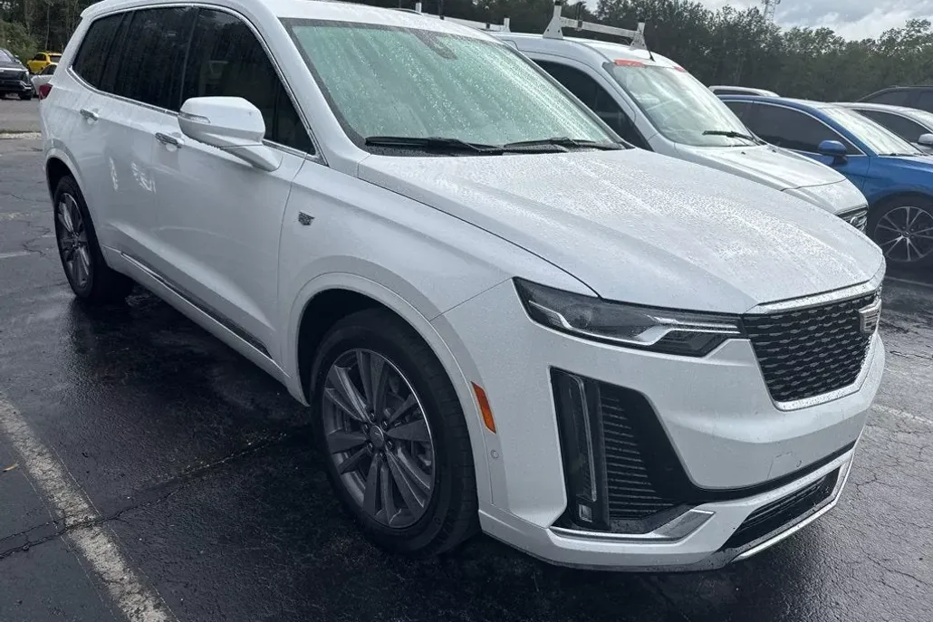 2022 Cadillac XT6 Premium Luxury photo 1