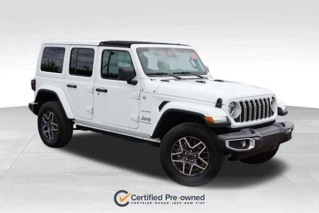 2024 Jeep Wrangler Sahara photo 1