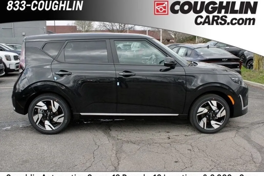 2025 Kia Soul GT-Line photo 1