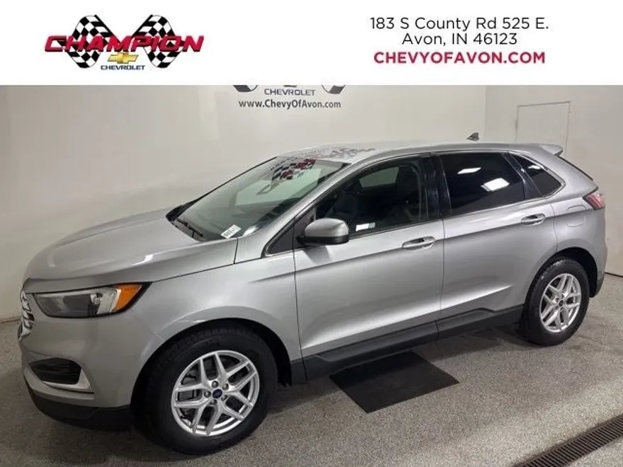 2022 Ford Edge SEL photo 1
