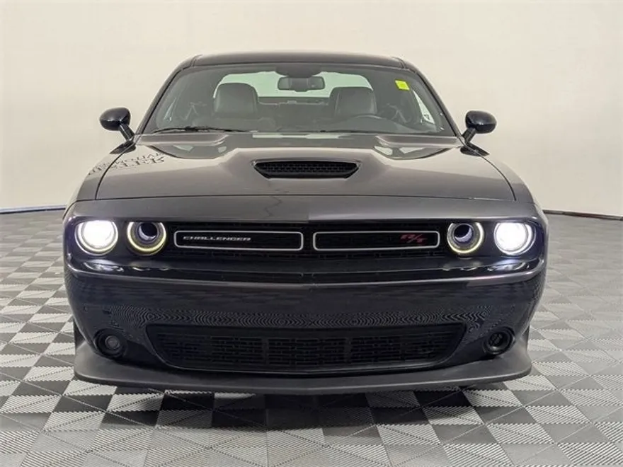 2019 Dodge Challenger R/T photo 1