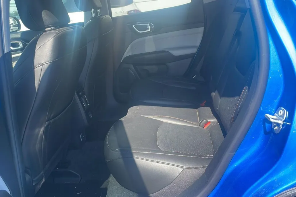 2022 Jeep Compass Limited photo 1