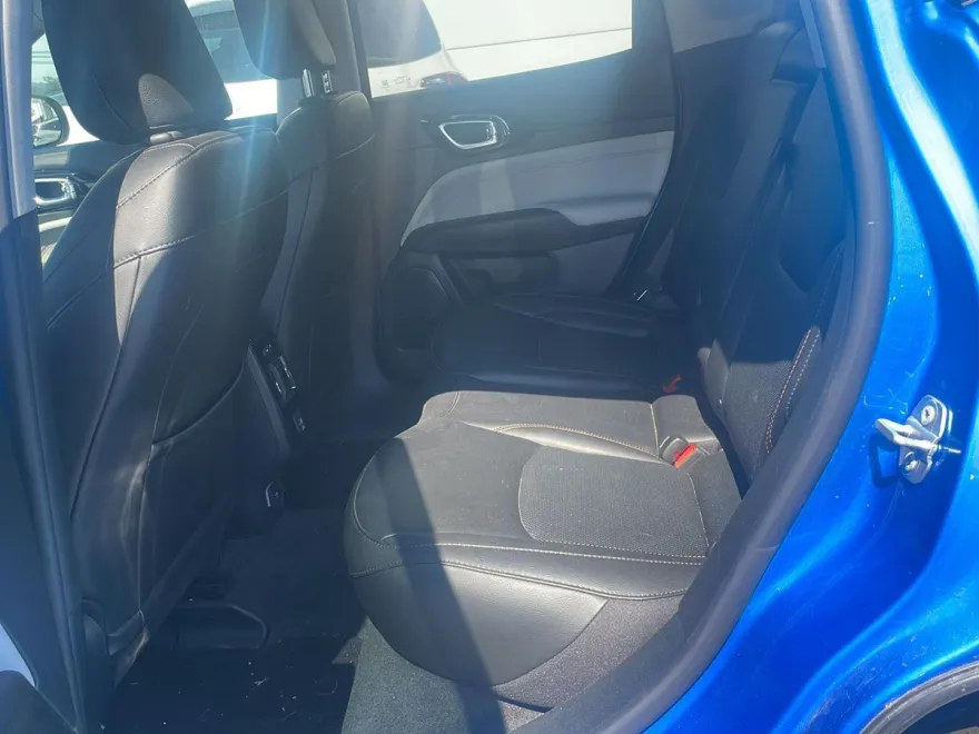 2022 Jeep Compass Limited photo 1