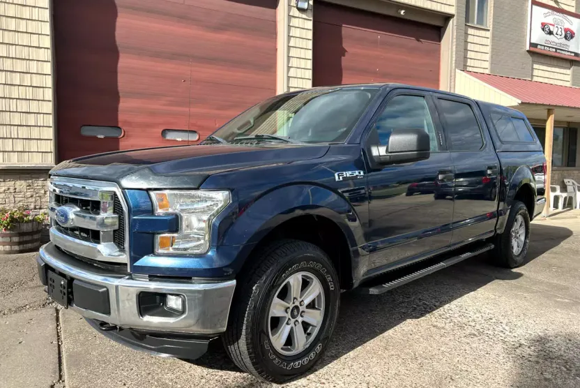 2016 Ford F-150 XLT photo 1