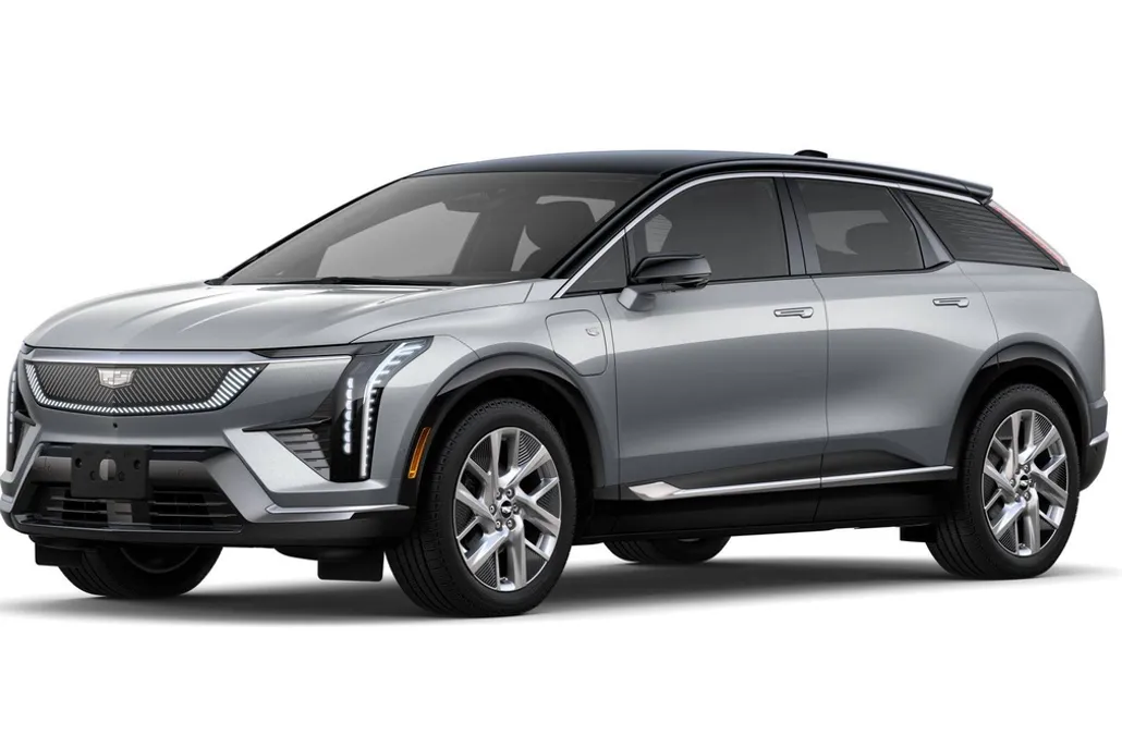 2025 Cadillac Optiq Luxury photo 1