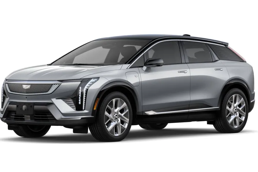 2025 Cadillac Optiq Luxury photo 1