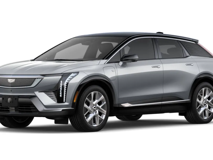 2025 Cadillac Optiq Luxury photo 1